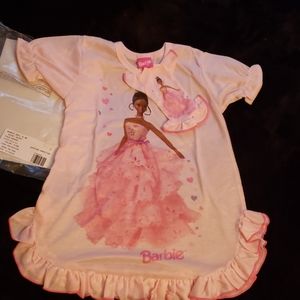 New Vintage Stock Barbie Nightgown & doll …